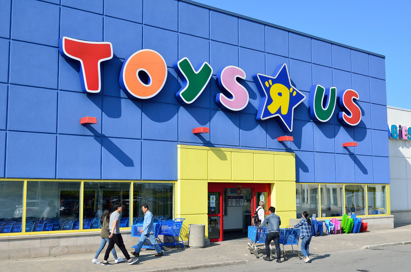 Illustration for article titled 9 historias fascinantes de Toys R Us que probablemente no conocías: el imperio de juguetes que está a punto de desaparecer